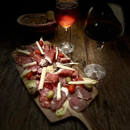 & Du Croquet Apartment